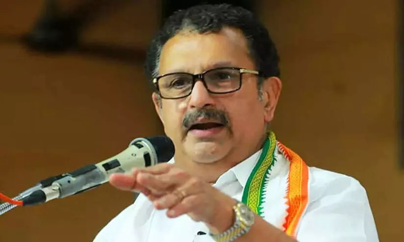 വീര്യം കൂടിയ വിദേശ മദ്യം വിൽക്കാൻ ഒരു ദൂര പരിധിയും ഇല്ല, കള്ളിന് 400 മീറ്റർ ഇത് എന്തൊരു വിരോധാഭാസം- കെ.  മുരളീധരൻ