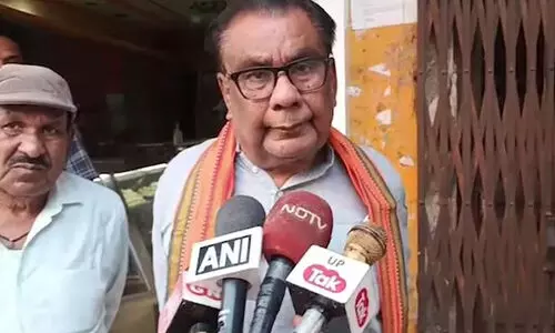 വിവാഹചടങ്ങിൽ ഡാൻസറെ കടന്നുപിടിച്ച് ചുംബിച്ചു; 70കാരനായ ബി.ജെ.പി നേതാവിനെതിരെ കേസ്