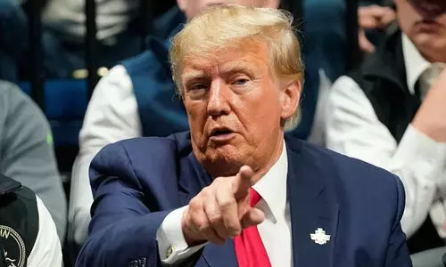 ഇ​റാ​ൻ ആ​ണ​വ ച​ർ​ച്ച അ​മീ​റി​നെ പ്ര​ശം​സി​ച്ച് ട്രം​പ്