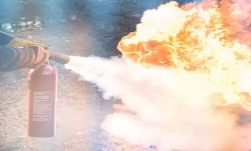 അ​പ​ക​ട​ങ്ങ​ൾ ചെ​റു​ക്കാ​ൻ പ്ര​തി​രോ​ധ ന​ട​പ​ടി​ക​ൾ പാ​ലി​ക്കാം