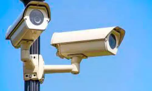 സാ​മൂ​ഹി​ക വി​രു​ദ്ധ​രു​ടെ അ​ഴി​ഞ്ഞാ​ട്ടം; പൊ​തു പാ​ർ​ക്കു​ക​ളി​ൽ നി​രീ​ക്ഷ​ണ കാ​മ​റ​ക​ൾ സ്ഥാ​പി​ക്കൊ​നൊ​രു​ങ്ങി മു​ഹ​റ​ഖ് മു​നി​സി​പ്പാ​ലി​റ്റി