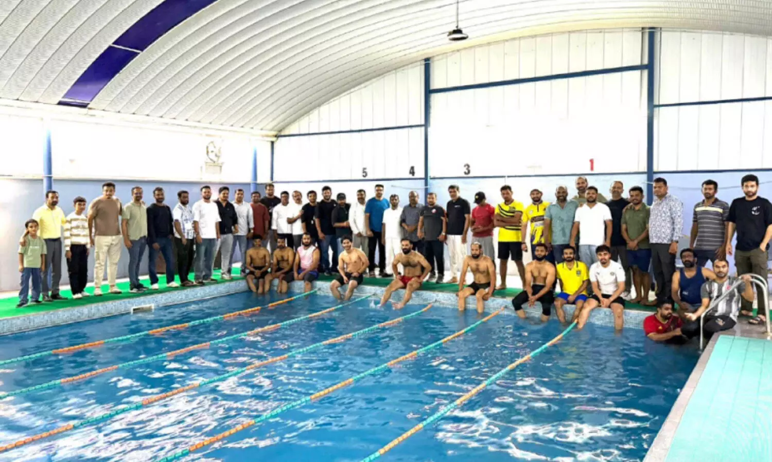 ജി​ല്ല​ത​ല നീ​ന്ത​ൽ മ​ത്സ​രം സം​ഘ​ടി​പ്പി​ച്ചു