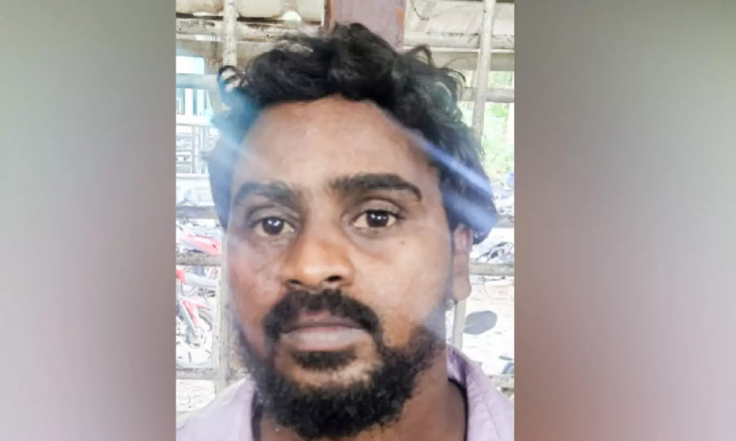 തിരുവാഭരണ മോഷണം: ശാന്തിക്കാരൻ അറസ്റ്റിൽ; ജ്വല്ലറി​യി​ൽ വി​ൽപ​ന ന​ട​ത്തി​യ​ സ്വർണം പൊ​ലീ​സ് ക​ണ്ടെ​ടു​ത്തു