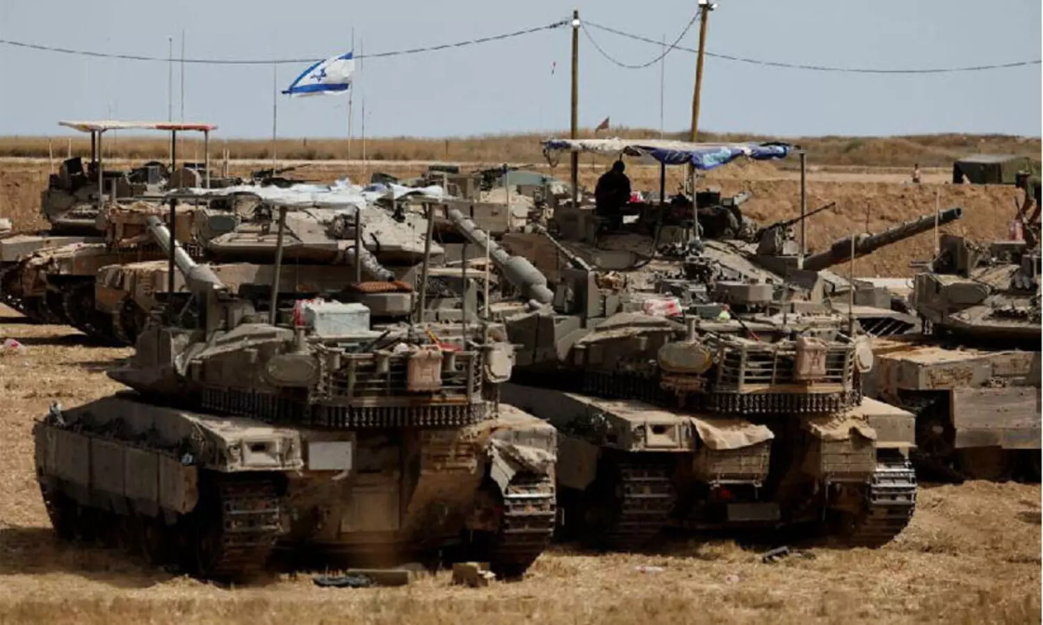 ഗസ്സയിൽ 48 മണിക്കൂറിനുള്ളിൽ കൊന്നു തള്ളിയത് 300ലധികം പേരെ; സമ്പൂർണ അധിനിവേശത്തിനൊരുങ്ങി ഇസ്രായേൽ