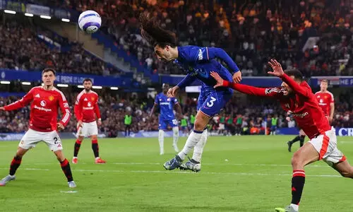 ചെൽസിയോടും തോറ്റ് യുനൈറ്റഡ്; നീലപ്പട നാലാമത്, ചാമ്പ്യൻസ് ലീഗിനരികെ