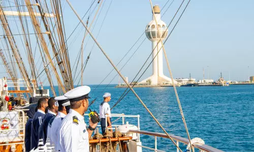 shabab oman in jeddah islamic port