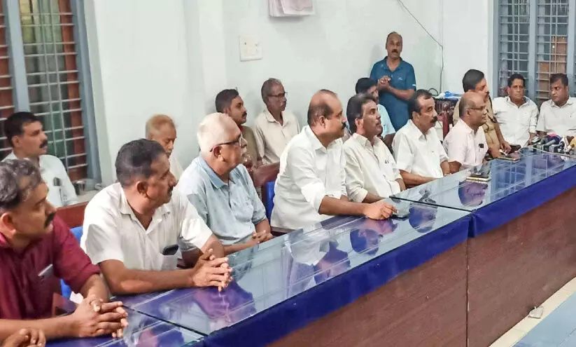 ക​ടു​വ ആ​ക്ര​മ​ണം: ഗ​ഫൂ​റി​ന്റെ കു​ടും​ബ​ത്തി​നു​ള്ള സ​ഹാ​യം ഉ​യ​ർ​ത്ത​ണ​മെ​ന്ന് ആ​വ​ശ്യം