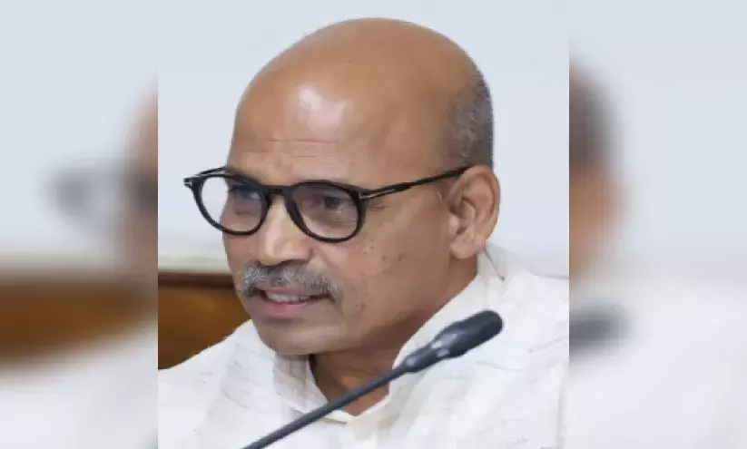 മെ​ഡി​ക്ക​ൽ, ഡെ​ന്റ​ൽ കോ​ഴ്സ് ഫീ​സ് കൂ​ട്ടി​ല്ല -മ​ന്ത്രി ശ​ര​ൺ പ്ര​കാ​ശ്