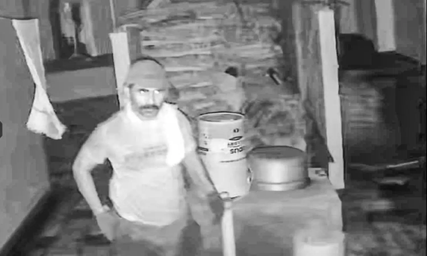 മുതുപിലാക്കാട്​ മോഷണ പരമ്പര; 25,000 രൂപയും മൂന്നര പവനും കവർന്നു