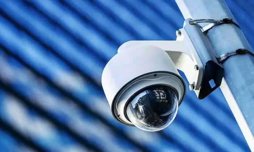 റെ​യി​ൽ​വേ സ്റ്റേ​ഷ​നു​ക​ളി​ൽ നി​രീ​ക്ഷ​ണ​ത്തി​ന് എ.​ഐ കാ​മ​റ​യും