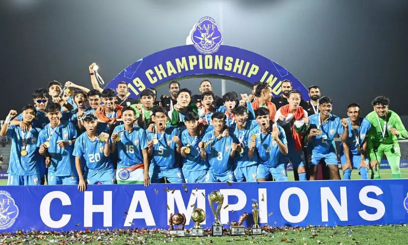 അണ്ടർ 19 സാഫ് കിരീടത്തിൽ മുത്തമിട്ട് ഇന്ത്യ അണ്ടർ 19 സാഫ് കിരീടത്തിൽ മുത്തമിട്ട് ഇന്ത്യ