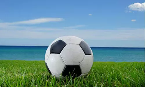 ഇ​ന്റ​ർ​കൊ​ളീ​ജി​യ​റ്റ് ഫു​ട്ബാ​ൾ തു​ട​ങ്ങി