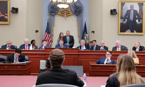 ട്രംപിന്റെ നികുതി ഇളവ് ബില്ലിന് അംഗീകാരം നൽകി ബജറ്റ് കമ്മിറ്റി