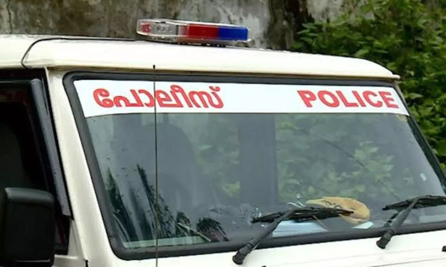 നാല് വാരിയെല്ലുകൾ പൊട്ടി, ചൂരൽ കൊണ്ട് അടിയേറ്റ പാട്; പൊലീസ് വിട്ടയച്ചയാളെ മരിച്ചനിലയിൽ കണ്ടെത്തിയ സംഭവത്തിൽ ദുരൂഹതയെന്ന് കുടുംബം