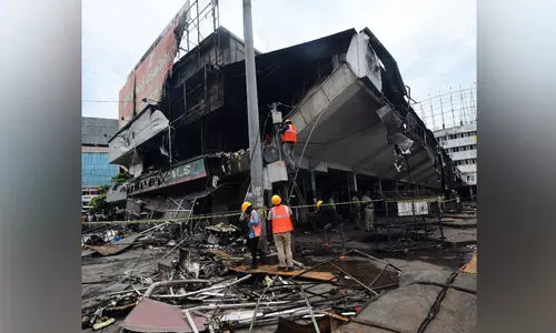 അനാസ്ഥയുടെ അഗ്നി; അ​ഗ്നി സു​ര​ക്ഷാ സേ​ന​യു​ടെ നോ​ട്ടീ​സ് കോ​ർ​പ​റേ​ഷ​ൻ അ​വ​ഗ​ണി​ച്ചു