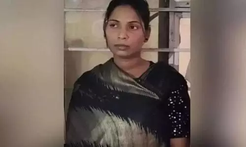 മാട്രിമോണിയൽ വഴി മോഹിപ്പിക്കും, ഏഴു മാസത്തിനിടെ വിവാഹം കഴിച്ച് വഞ്ചിച്ചത് 25 യുവാക്കളെ; ഒടുവിൽ യുവതി പിടിയിൽ മാട്രിമോണിയൽ വഴി മോഹിപ്പിക്കും, ഏഴു മാസത്തിനിടെ വിവാഹം കഴിച്ച് വഞ്ചിച്ചത് 25 യുവാക്കളെ; ഒടുവിൽ യുവതി പിടിയിൽ