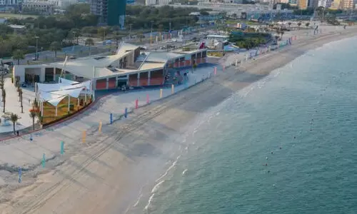 എണ്ണച്ചോർച്ച: ഖോർഫക്കാനിലെ ബീച്ചിൽ നീന്തലിന് നിയന്ത്രണം എണ്ണച്ചോർച്ച: ഖോർഫക്കാനിലെ ബീച്ചിൽ നീന്തലിന് നിയന്ത്രണം