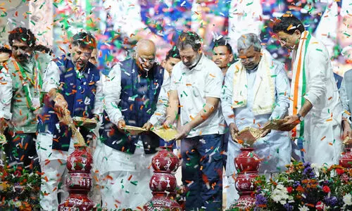 സി​ദ്ധ​രാ​മ​യ്യ സ​ർ​ക്കാ​ർ മൂ​ന്നാം വ​ർ​ഷ​ത്തി​ലേ​ക്ക്