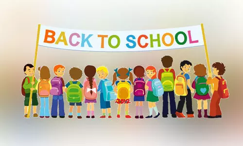 ബാഗും,കുടയും, ബുക്കുകളും...   പുതിയ അധ്യയന വർഷത്തിന്​ ഇനി ദിവസങ്ങൾ;   സ്കൂൾ വിപണി ഉഷാർ