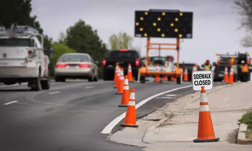 അ​ൻ​സാ​ബ്-​അ​ൽ ജി​ഫ്‌​നൈ​ൻ പാ​ത​യി​ൽ ഗ​താ​ഗ​ത നി​യ​ന്ത്ര​ണം