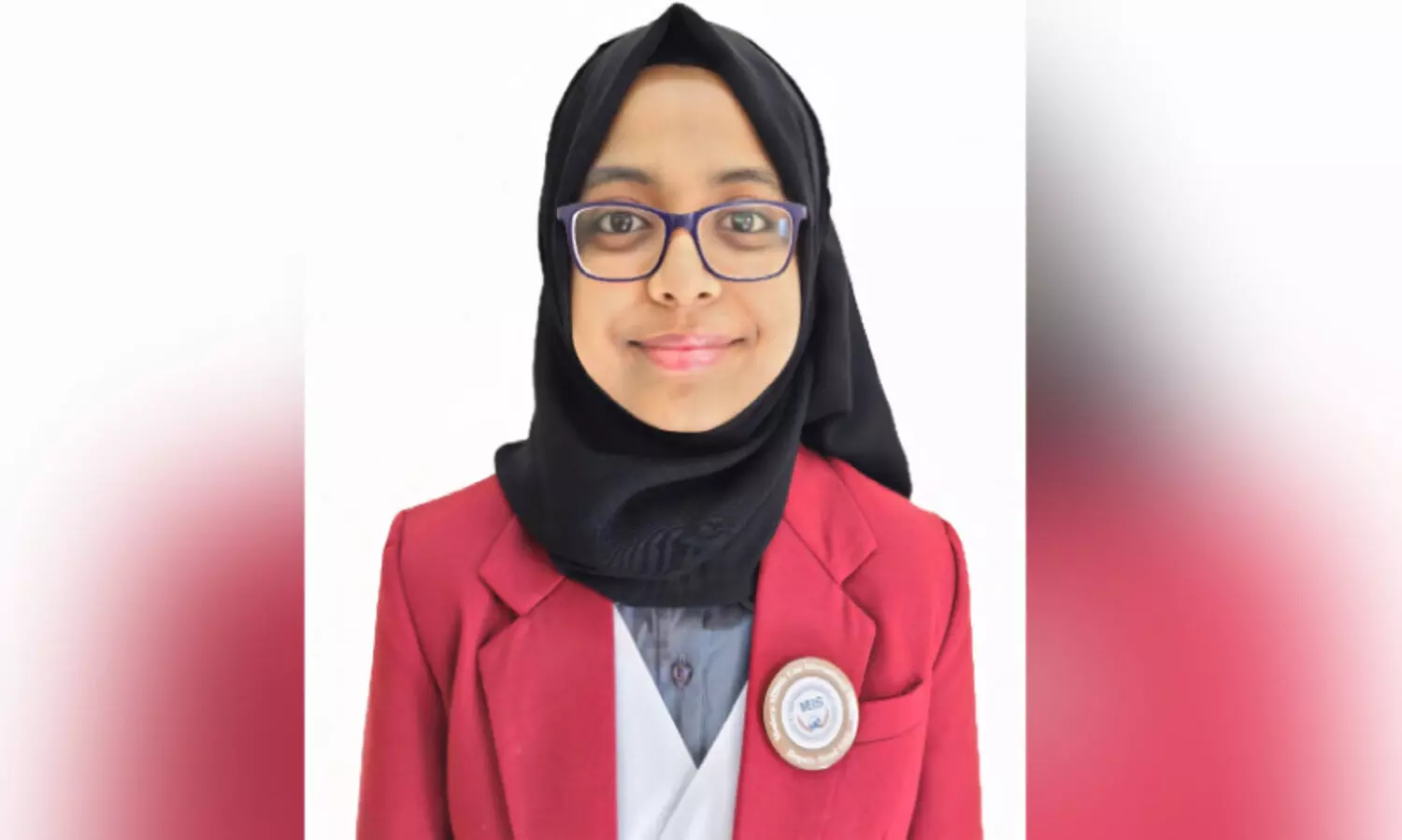 പ​ത്താം ക്ലാ​സ്​ പ​രീ​ക്ഷ​യി​ൽ റി​യാ​ദ്​ മേ​ഖ​ല​യി​ൽ ഒ​ന്നാം റാ​ങ്ക്​ സ​മി​യ​ക്ക്​