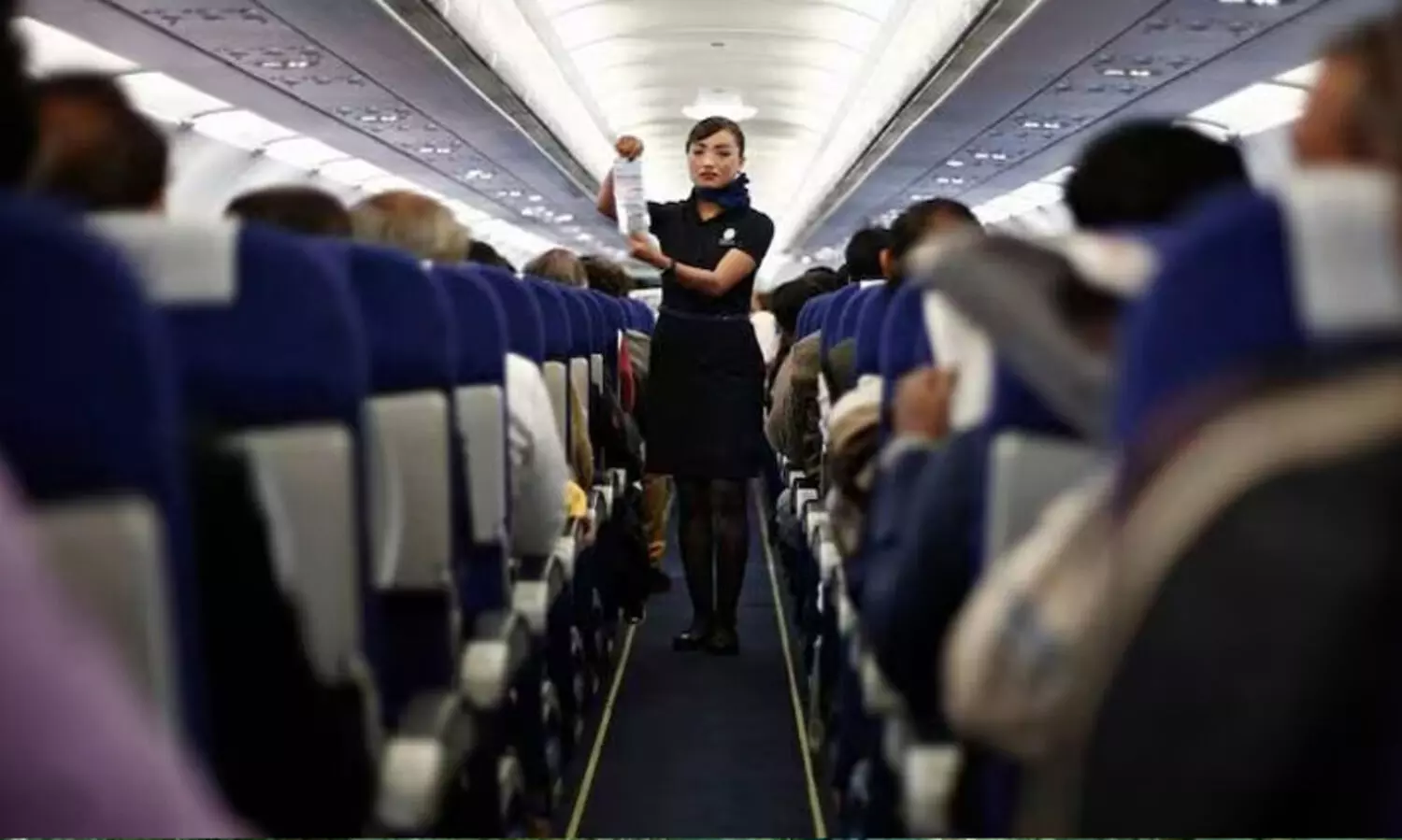 ആഭ്യന്തര വിമാന യാത്രക്കാർ കൂടുന്നു; ഏ​പ്രി​ലി​ൽ മാ​ത്രം ഇ​ന്ത്യ​ൻ വി​മാ​ന​ക്ക​മ്പ​നി​ക​ളി​ൽ യാത്ര ചെയ്തത് 143.6 ല​ക്ഷം യാ​ത്ര​ക്കാർ