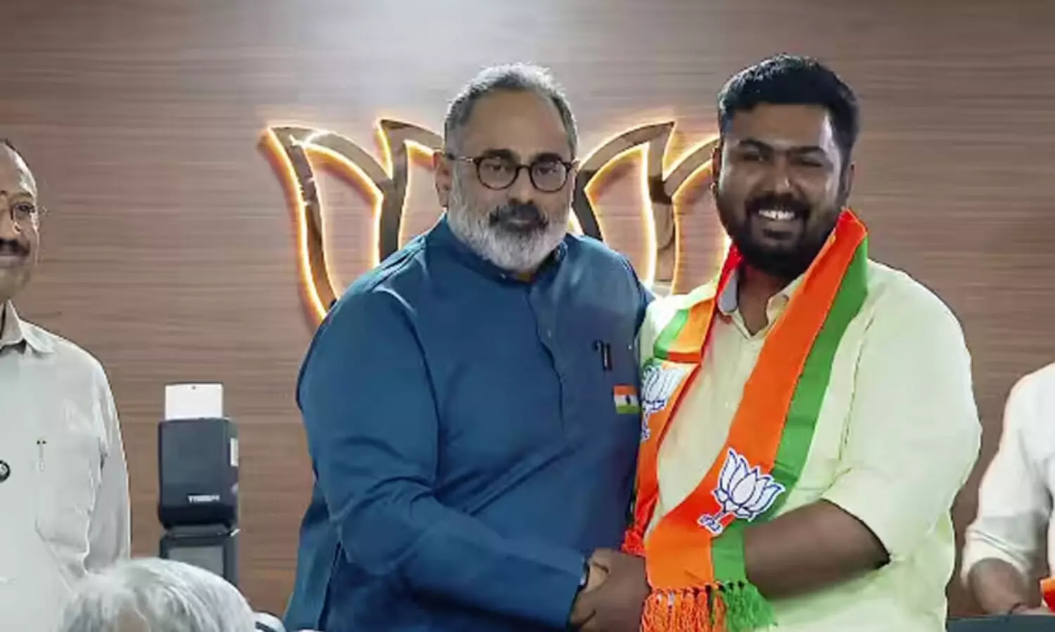 സി.പി.എം ഞാൻ തെരഞ്ഞെടുത്ത പാർട്ടിയല്ല, ബാലസംഘം വഴി വന്നതാണ്, ബുദ്ധി വളർന്നപ്പോൾ ബി.ജെ.പിയാണ് ശരിയെന്ന് തോന്നി: എസ്.എഫ്.ഐ മുൻ ജില്ല സെക്രട്ടറി ബി.ജെ.പിയിൽ