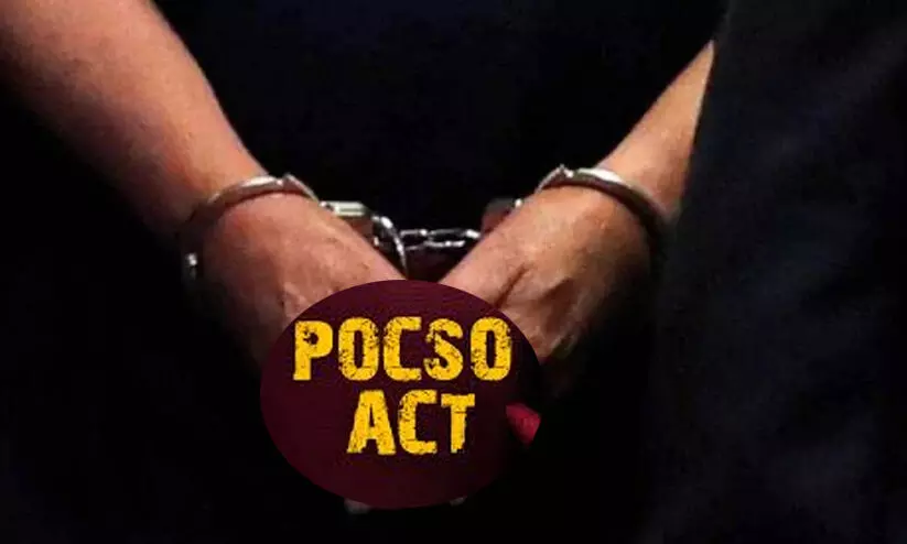 സംസ്ഥാനത്ത് 88 സ്കൂൾ അധ്യാപകർ പോക്സോ കേസ് പ്രതികൾ,13 അനധ്യാപകർക്കെതിരെയും കേസ്; അച്ചടക്ക നടപടി കടുപ്പിക്കാൻ സർക്കാർ സംസ്ഥാനത്ത് 88 സ്കൂൾ അധ്യാപകർ പോക്സോ കേസ് പ്രതികൾ,13 അനധ്യാപകർക്കെതിരെയും കേസ്; അച്ചടക്ക നടപടി കടുപ്പിക്കാൻ സർക്കാർ