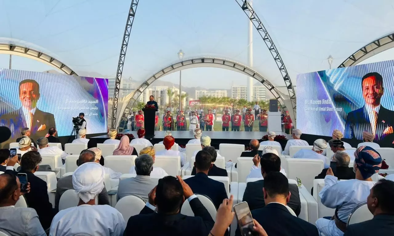 വാനിലുയർന്നു അഭിമാന പതാക.... വാനിലുയർന്നു അഭിമാന പതാക....