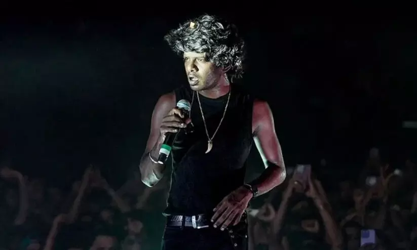 ജയിലിലടച്ചവർ ഇപ്പോൾ വേടനെ തോളേറ്റുന്നു -കോൺഗ്രസ് ജയിലിലടച്ചവർ ഇപ്പോൾ വേടനെ തോളേറ്റുന്നു -കോൺഗ്രസ്