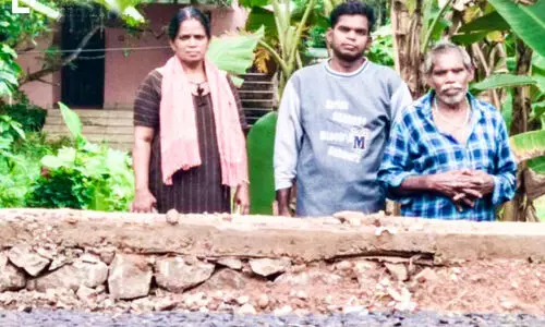 ഹൃദ്രോഗിയുടെ വീട്ടിലേക്കുള്ള വഴി അധികൃതര്‍ അടച്ചതായി പരാതി