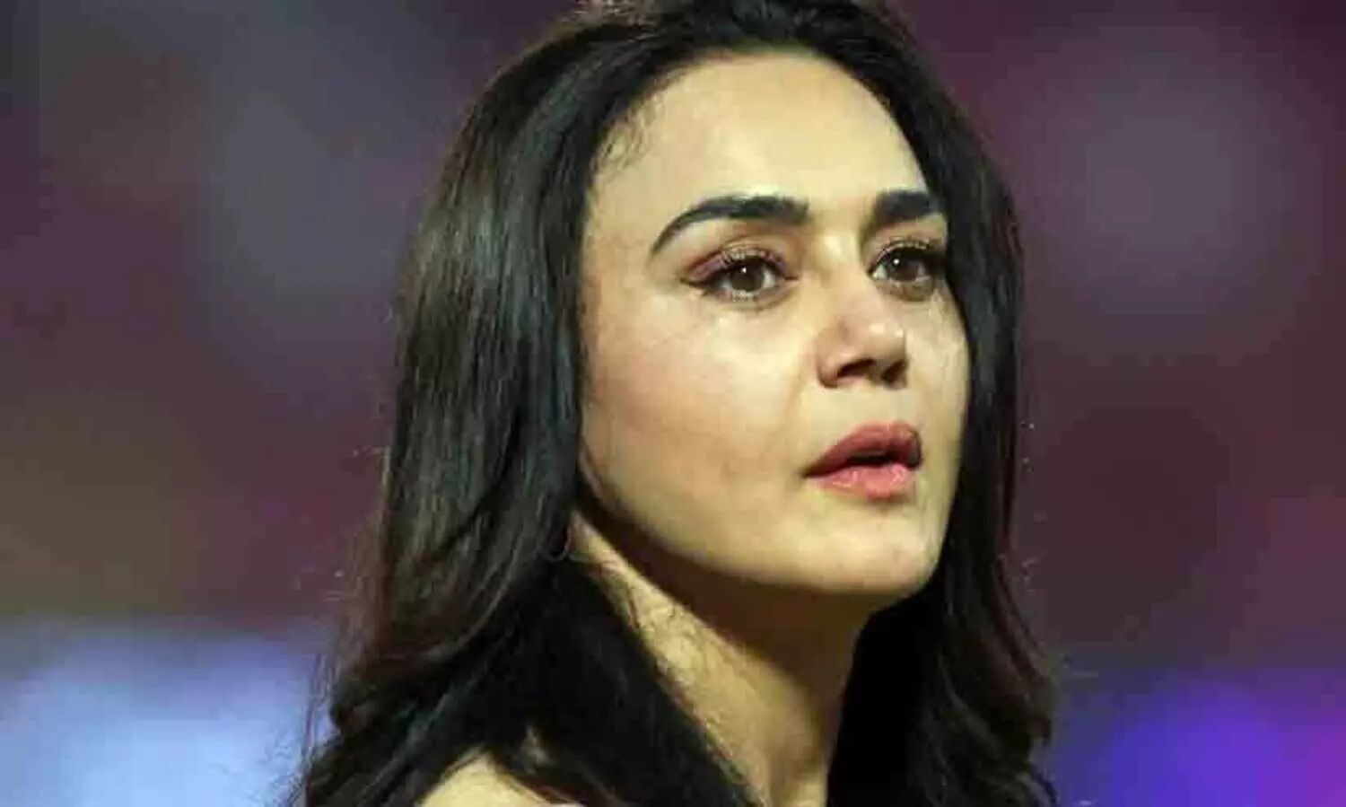 പഞ്ചാബിലും വിള്ളൽ; സഹഉടമകൾക്കെതിരെ പ്രീതി സിന്‍റ കോടതിയിൽ