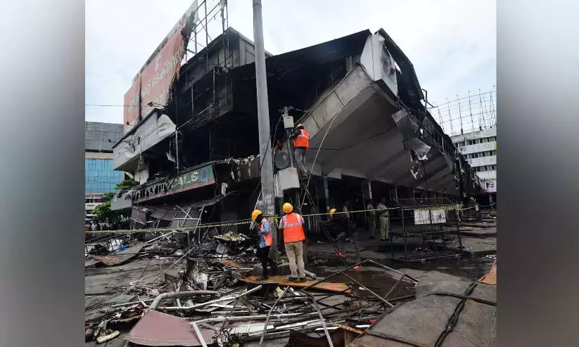 മൊഫ്യൂസിൽ ബസ് സ്റ്റാൻഡ് കെട്ടിടത്തിലെ തീപിടിത്തം; വൈദ്യുതി പുനഃസ്ഥാപിക്കാനുള്ള പ്രവൃത്തി രണ്ടു ദിവസത്തിനകം ആരംഭിക്കും