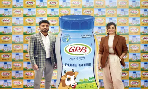 മ​ഞ്ജു വാ​ര്യ​റു​മാ​യി ചേ​ർ​ന്ന്​ ജി.​ആ​ർ.​ബി നെ​യ്യ്​   കാ​മ്പ​യി​ൻ ആ​രം​ഭി​ച്ചു