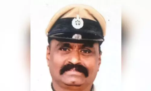 ജോ​ലി​യി​ലി​രി​ക്കെ കു​ഴ​ഞ്ഞു​വീ​ണ ഇ​ൻ​സ്പെ​ക്ട​ർ മ​രി​ച്ചു