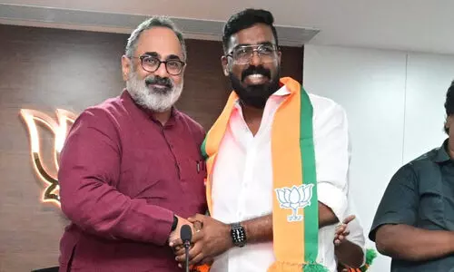 ബി.ജെ.പിയിൽ ചേർന്ന യൂത്ത് കോൺ. നേതാവ് തരൂരിനെതിരെ വിമതനായി മത്സരിച്ചയാൾ; അന്ന് കിട്ടിയത് നോട്ടക്ക് പിന്നിലായി 1483 വോട്ട്, ഒരുവർഷം മുമ്പ് പുറത്താക്കിയെന്ന്