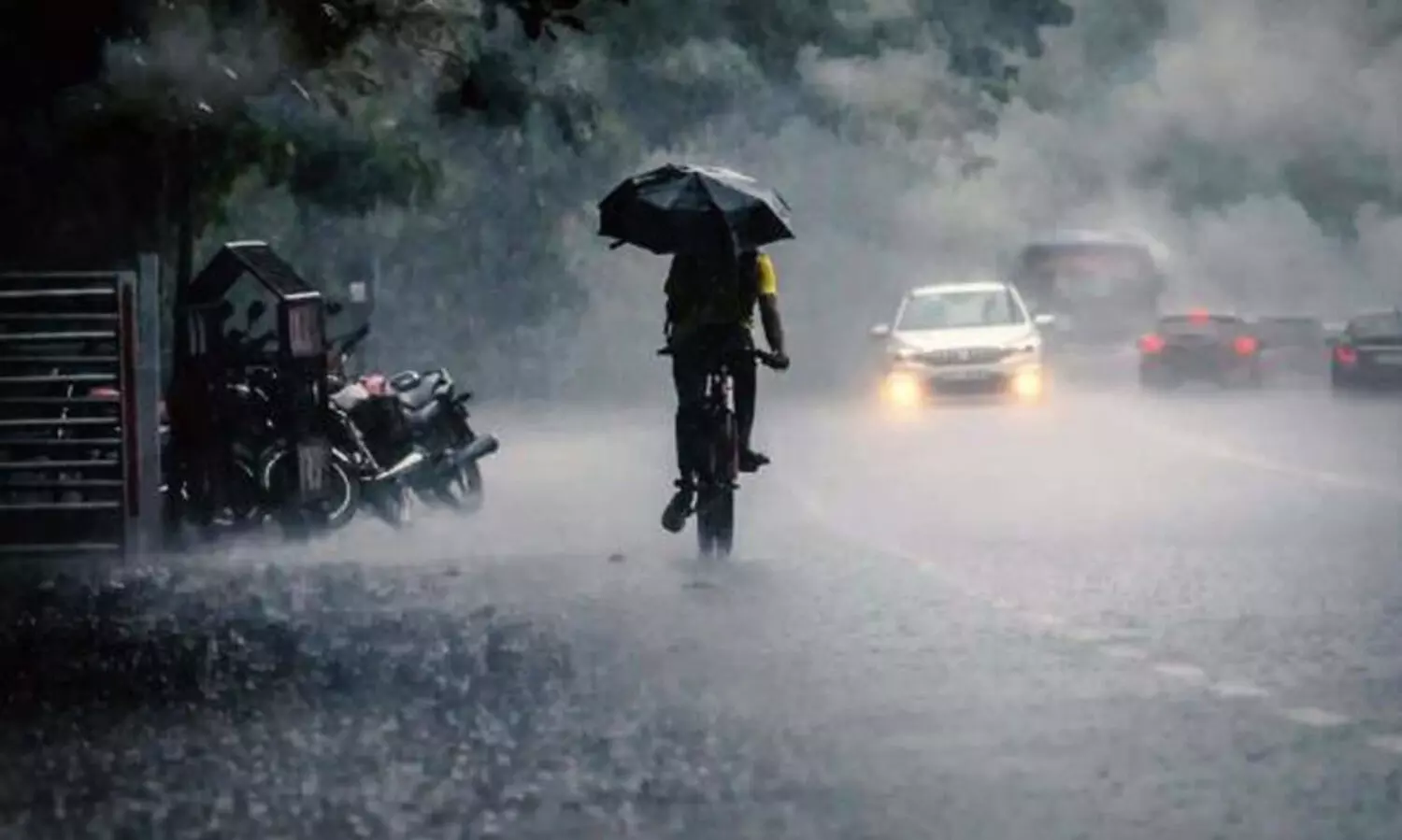 അതിതീവ്ര മഴക്ക്​ സാധ്യത; ഇടുക്കിയില്‍ ഇന്നും നാളെയും ഓറഞ്ച് അലർട്ട്, തിങ്കളാഴ്ച റെഡ് അലര്‍ട്ട്