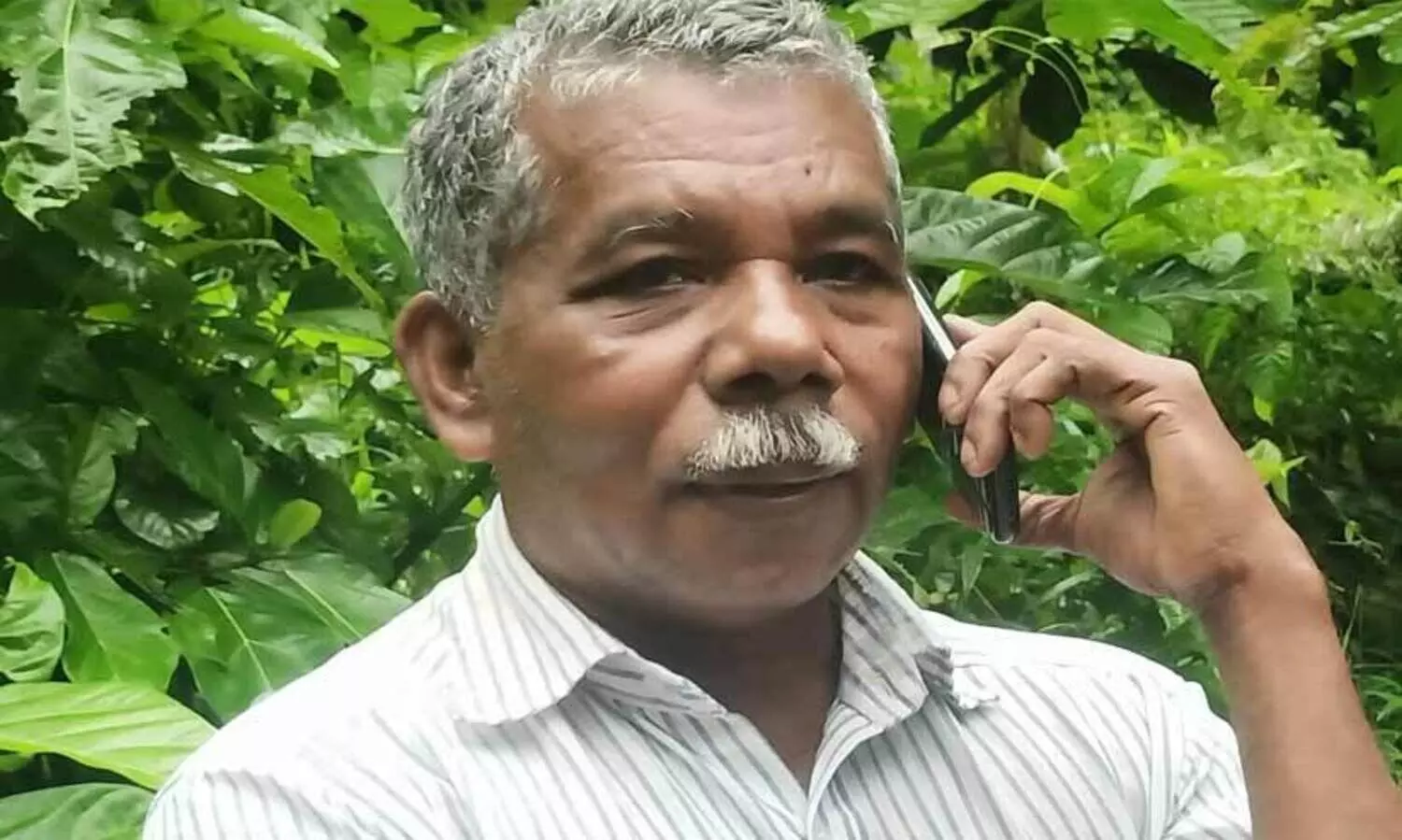 കരുവാരകുണ്ടിൽ കടുവയുടെ മുന്നിലകപ്പെട്ട് എസ്റ്റേറ്റ്  തൊഴിലാളി