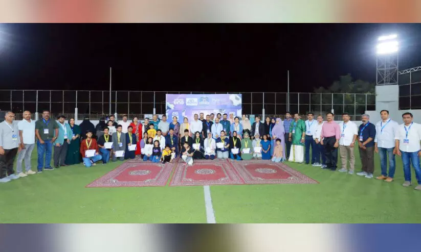 യാം​ബു​വി​ൽ ര​ണ്ടാ​മ​ത് മീ​ഡി​യ​വ​ൺ മ​ബ്‌​റൂ​ഖ്‌ ഗ​ൾ​ഫ് ടോ​പ്പേ​ഴ്‌​സ് അ​വാ​ർ​ഡ് വി​ത​ര​ണം ചെ​യ്തു