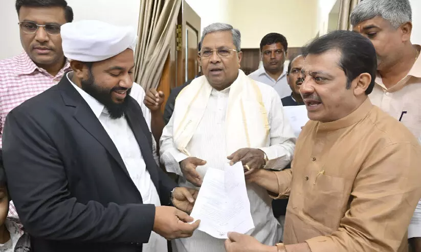 മൗ​ലാ​ന ഷാ​ഫി സ​അ​ദി ക​ർ​ണാ​ട​ക വ​ഖ​ഫ് കൗ​ൺ​സി​ൽ വൈ​സ് പ്ര​സി​ഡ​ന്റ്