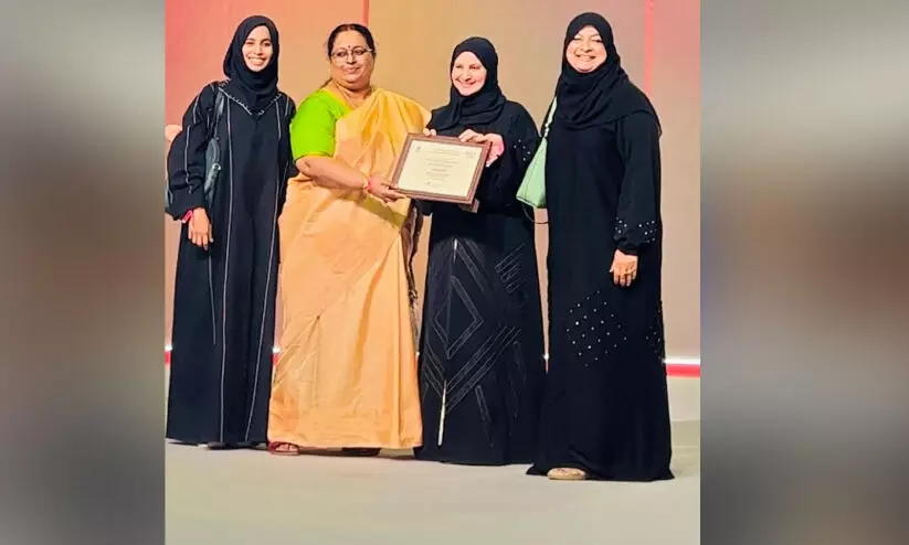 ഇ.​ഇ.​ജി ക​ലാ പു​ര​സ്കാ​രം ഇ​ന്ത്യ ഇ​ന്‍റ​ർ​നാ​ഷ​ന​ൽ സ്കൂ​ളി​ന്