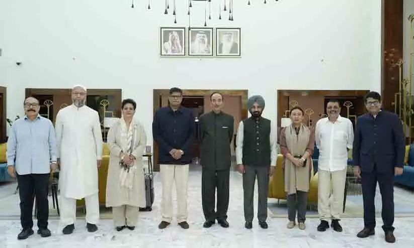 ഓപറേഷൻ സിന്ദൂർ: ഇന്ത്യൻ പ്രതിനിധി സംഘം നാളെ ബഹ്റൈനിലെത്തും ഓപറേഷൻ സിന്ദൂർ: ഇന്ത്യൻ പ്രതിനിധി സംഘം നാളെ ബഹ്റൈനിലെത്തും