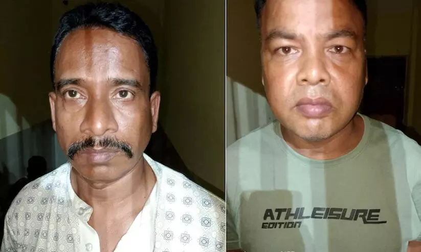 മാനസികാസ്വാസ്ഥ്യമുള്ള സ്ത്രീയെ ജയിൽ കോമ്പൗണ്ടിനുള്ളിലേക്ക് വലിച്ചിഴച്ച് കൂട്ടബലാത്സംഗം ചെയ്തു; രണ്ട് ഉദ്യോഗസ്ഥർ അറസ്റ്റിൽ മാനസികാസ്വാസ്ഥ്യമുള്ള സ്ത്രീയെ ജയിൽ കോമ്പൗണ്ടിനുള്ളിലേക്ക് വലിച്ചിഴച്ച് കൂട്ടബലാത്സംഗം ചെയ്തു; രണ്ട് ഉദ്യോഗസ്ഥർ അറസ്റ്റിൽ