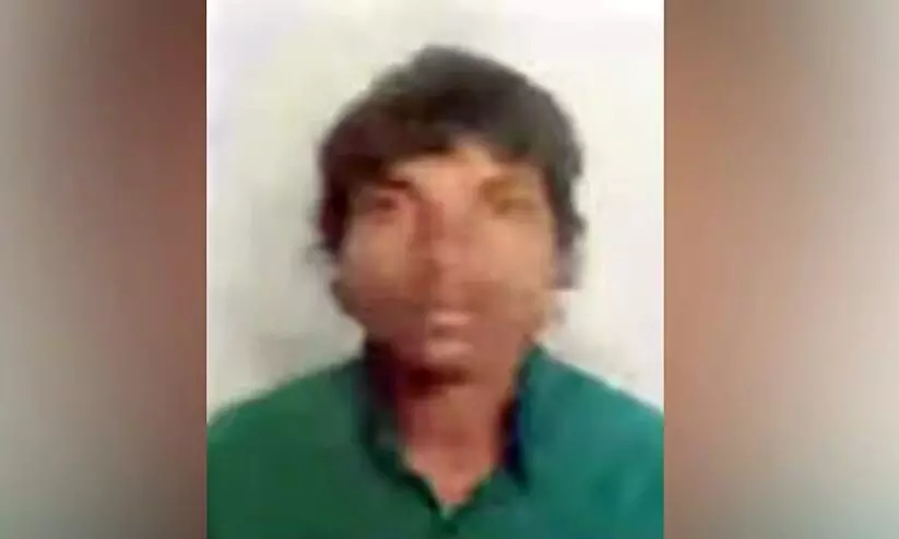 കണ്ണൂരിൽ ദേശീയപാത നിര്മാണത്തിനിടെ മണ്ണിടിഞ്ഞു; തൊഴിലാളിക്ക് ദാരുണാന്ത്യം കണ്ണൂരിൽ ദേശീയപാത നിര്മാണത്തിനിടെ മണ്ണിടിഞ്ഞു; തൊഴിലാളിക്ക് ദാരുണാന്ത്യം