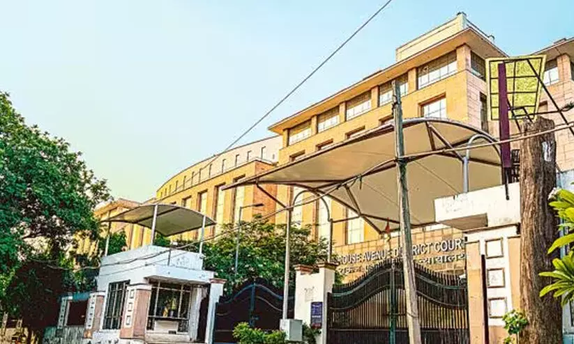 ജാമ്യത്തിന് കൈക്കൂലി​; ജഡ്ജിക്കും ക്ലർക്കിനും  എതിരെ അന്വേഷണം