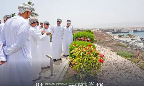 ഖ​രീ​ഫ് സീ​സ​ൺ; ഒ​രു​ക്ക​ങ്ങ​ൾ വി​ല​യി​രു​ത്തി ടൂ​റി​സം മ​ന്ത്രി