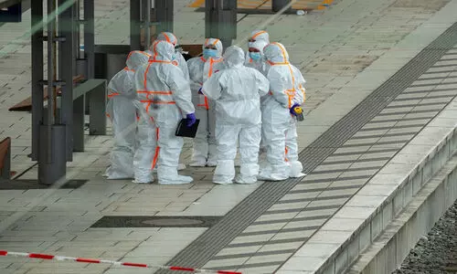 ജർമ്മൻ റെയിൽവേ സ്റ്റേഷനിൽ യുവതിയുടെ ആക്രമണം: 18 പേർക്ക് പരിക്കേറ്റു