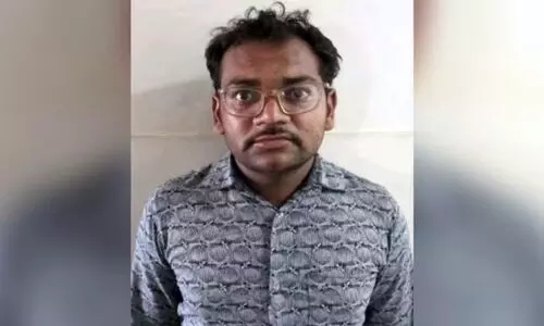 സൈനിക വിവരങ്ങൾ വാട്സ്ആപ്പ് വഴി പാക് ഏജന്‍റിന് പങ്കുവെച്ചു, പണം കൈപ്പറ്റി; ഗുജറാത്തിൽ ആരോഗ്യപ്രവർത്തകൻ അറസ്റ്റിൽ