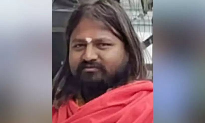 മ​ഠാ​ധി​പ​തി ബ​ലാ​ത്സം​ഗ കേ​സി​ൽ അ​റ​സ്റ്റി​ൽ; പീ​ഡ​ന​ത്തി​ന് ഇരയാ​യ​ത് 17കാ​രി​