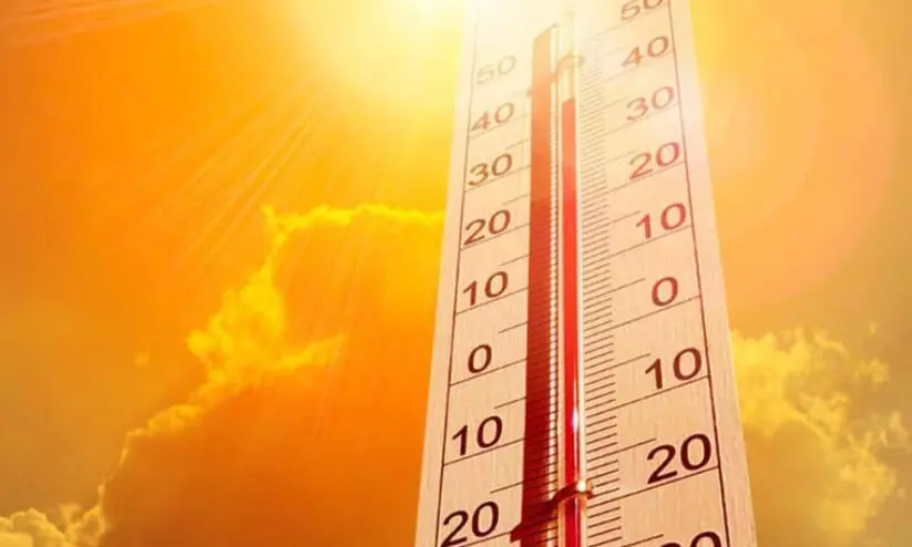 ചുട്ടുപൊള്ളി യു.എ.ഇ; ഇന്നലെ രേഖപ്പെടുത്തിയത് 51.6 ഡിഗ്രി ചുട്ടുപൊള്ളി യു.എ.ഇ; ഇന്നലെ രേഖപ്പെടുത്തിയത് 51.6 ഡിഗ്രി